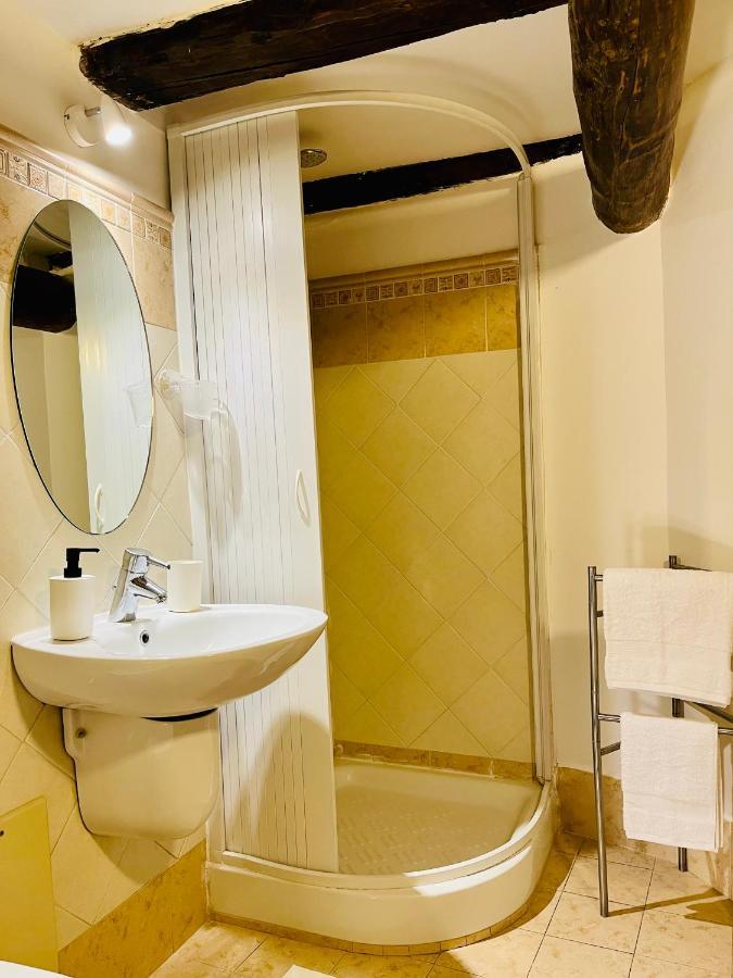 Gesu Nuovo Apartment Nápoly Kültér fotó